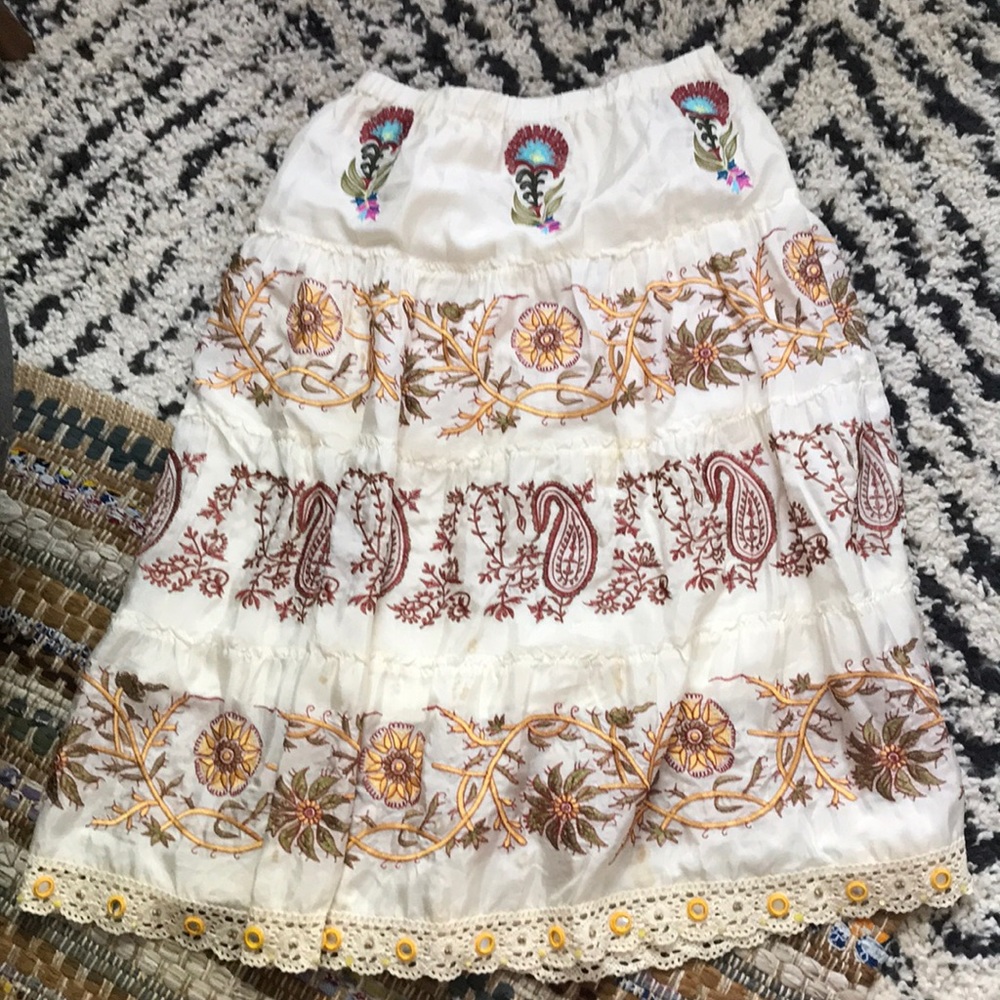 Beautiful XL Flowy Skirt!